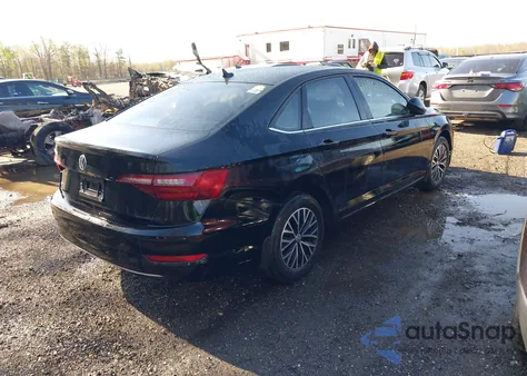 2021 Volkswagen Jetta 1.4T R-Line/1.4T S/1.4T Se z USA, uszkodzony, nr VIN 3VWC57BUXMM090006